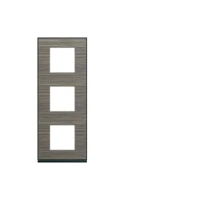 Plaque gallery 3 postes verticale 71mm pecan (WXP2443)